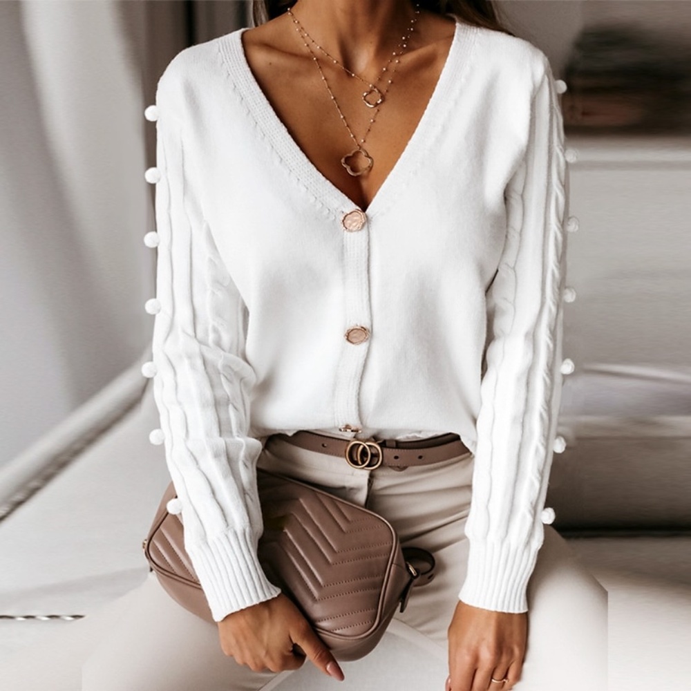 🎥 White Pom Pom Detail V-Neck Button Cardigan - Picture 7 of 17